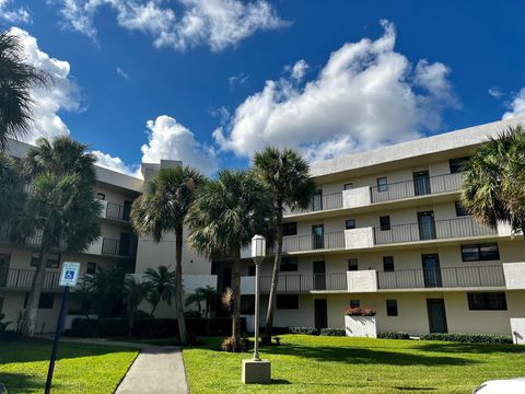 A home in Deerfield Beach