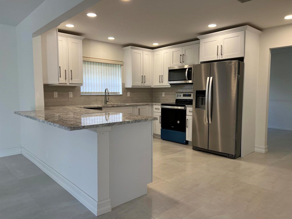 Photo of 18275 181st Circle S, Boca Raton, FL 33498 (MLS # R11048106)