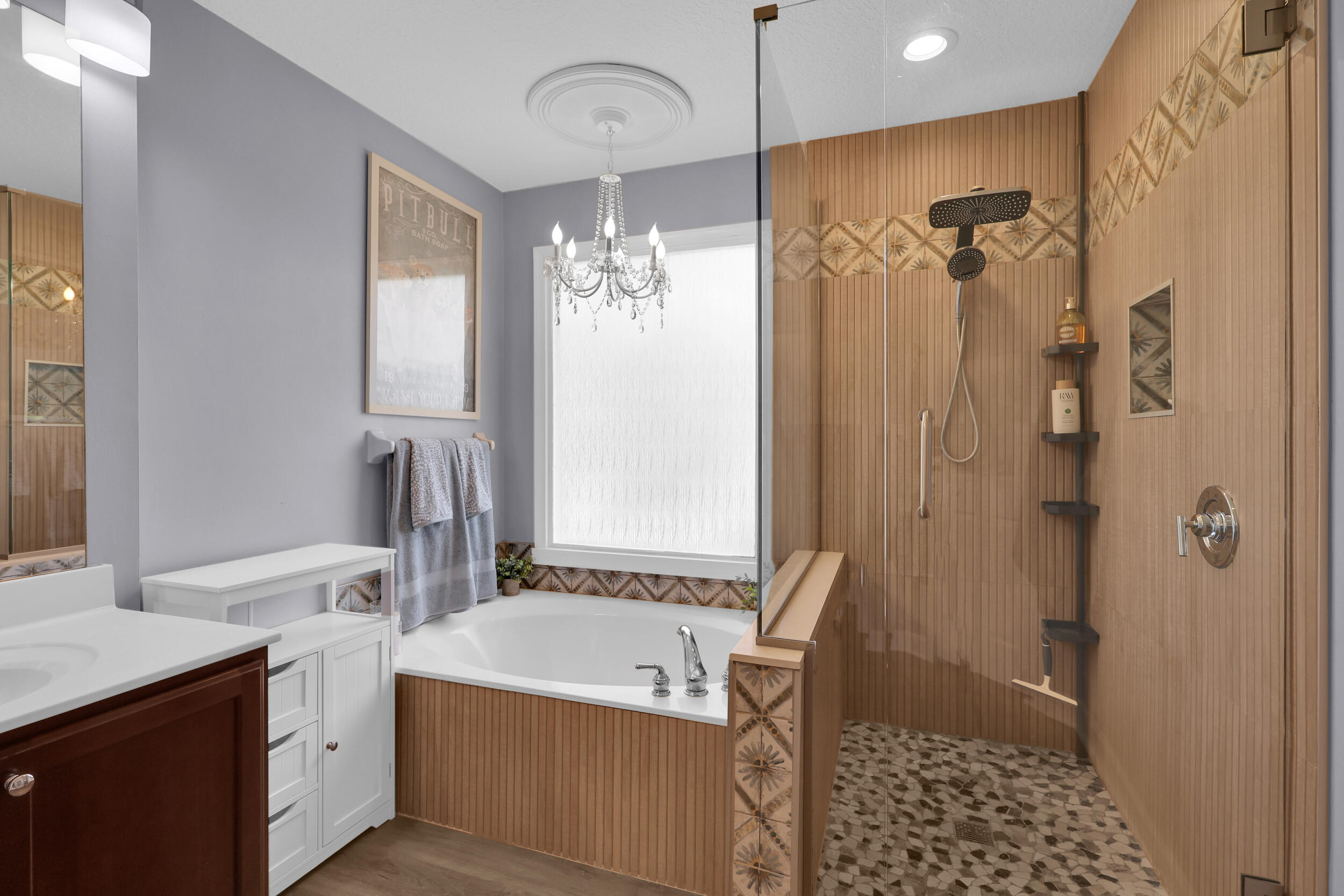 PASTELLE (AKA OAKS) - Residential