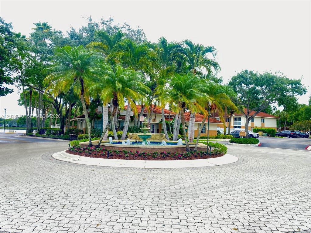 Photo of 759 NW 92nd Avenue #759, Plantation, FL 33324 (MLS # A12033049)