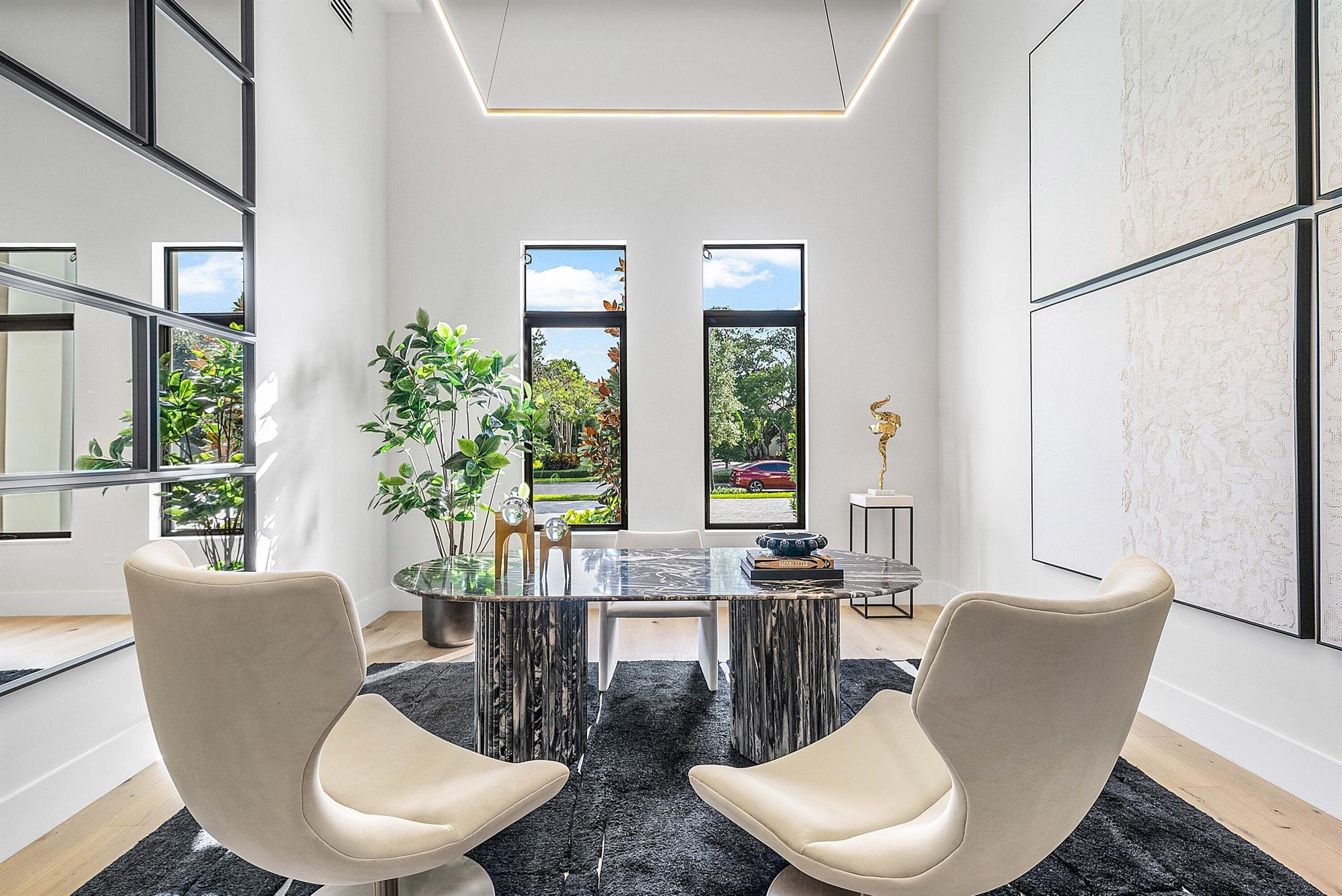 FOXE CHASE - Residential