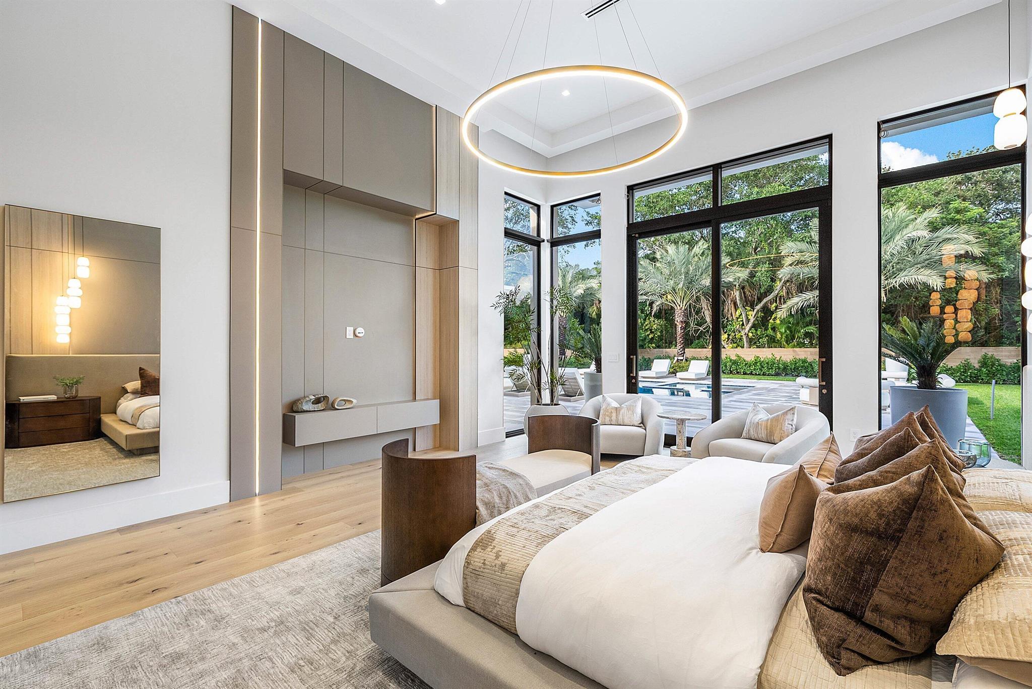 FOXE CHASE - Residential