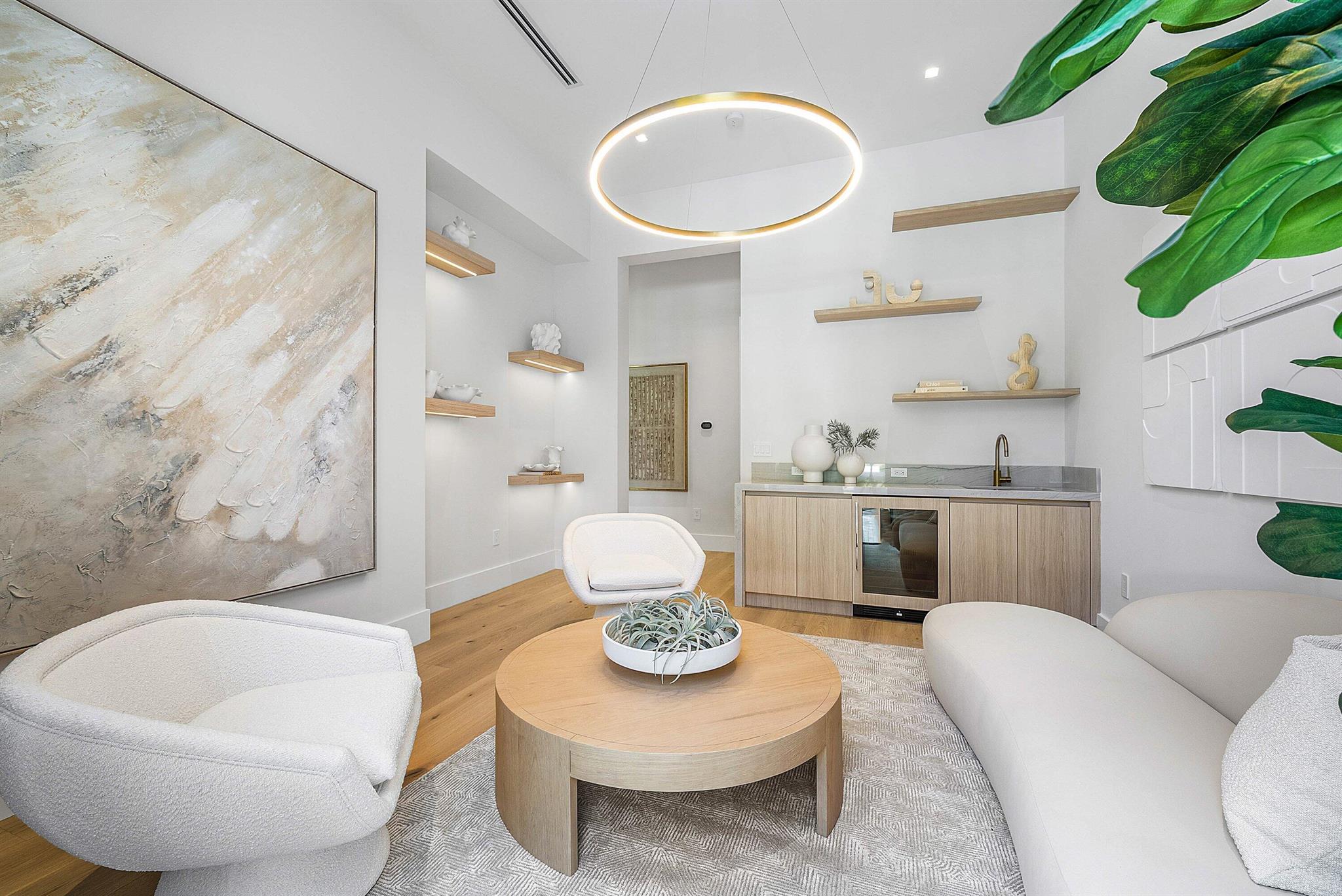 FOXE CHASE - Residential