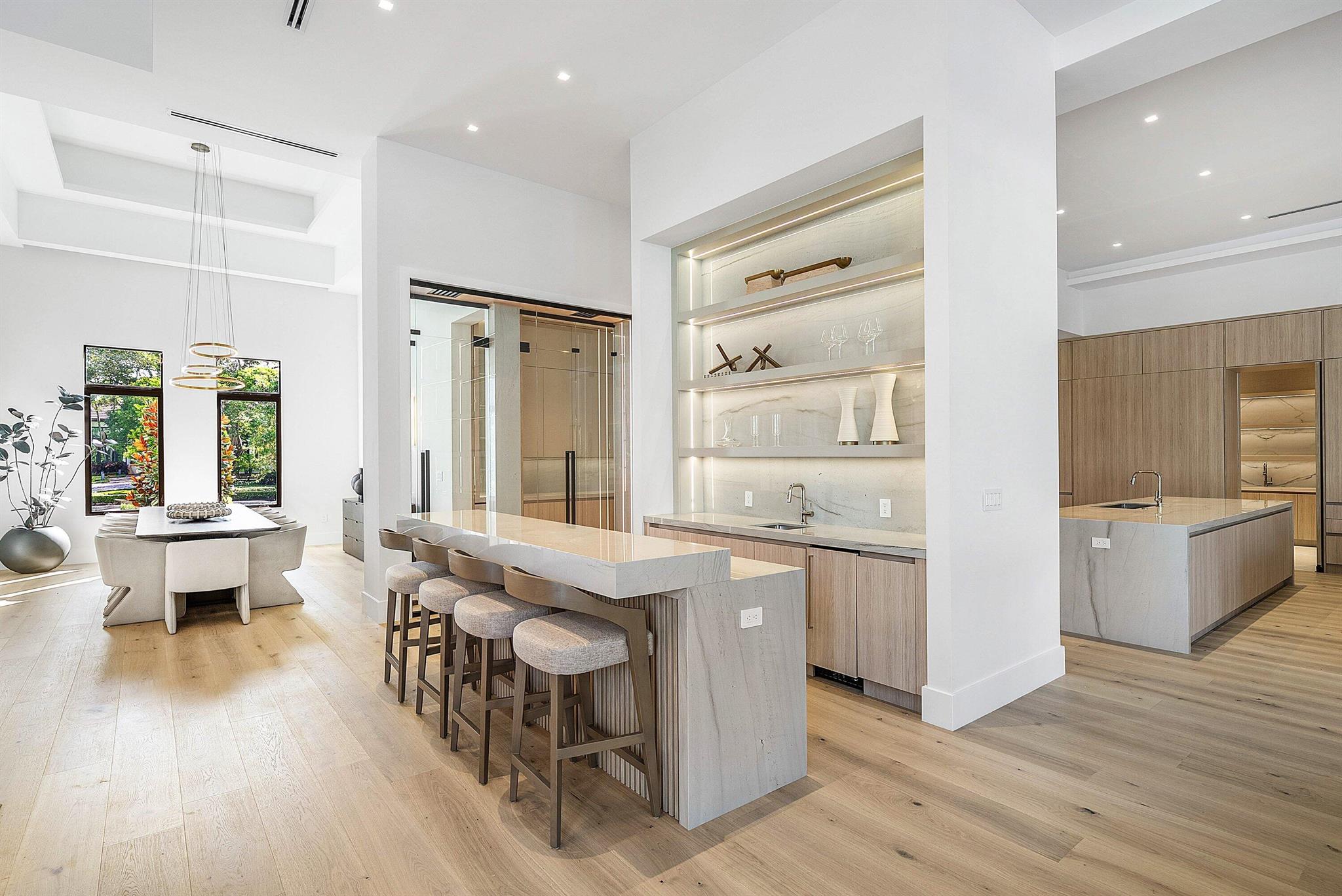 FOXE CHASE - Residential