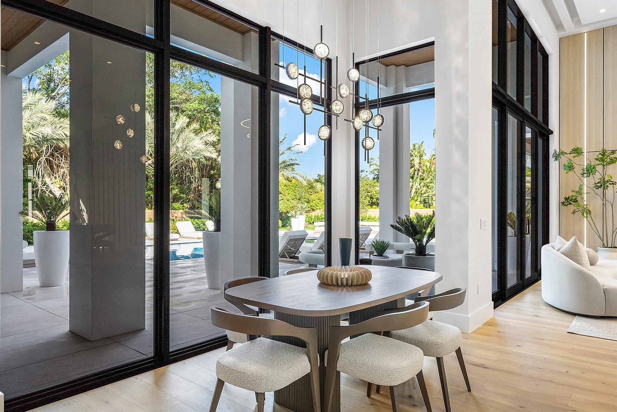 FOXE CHASE - Residential