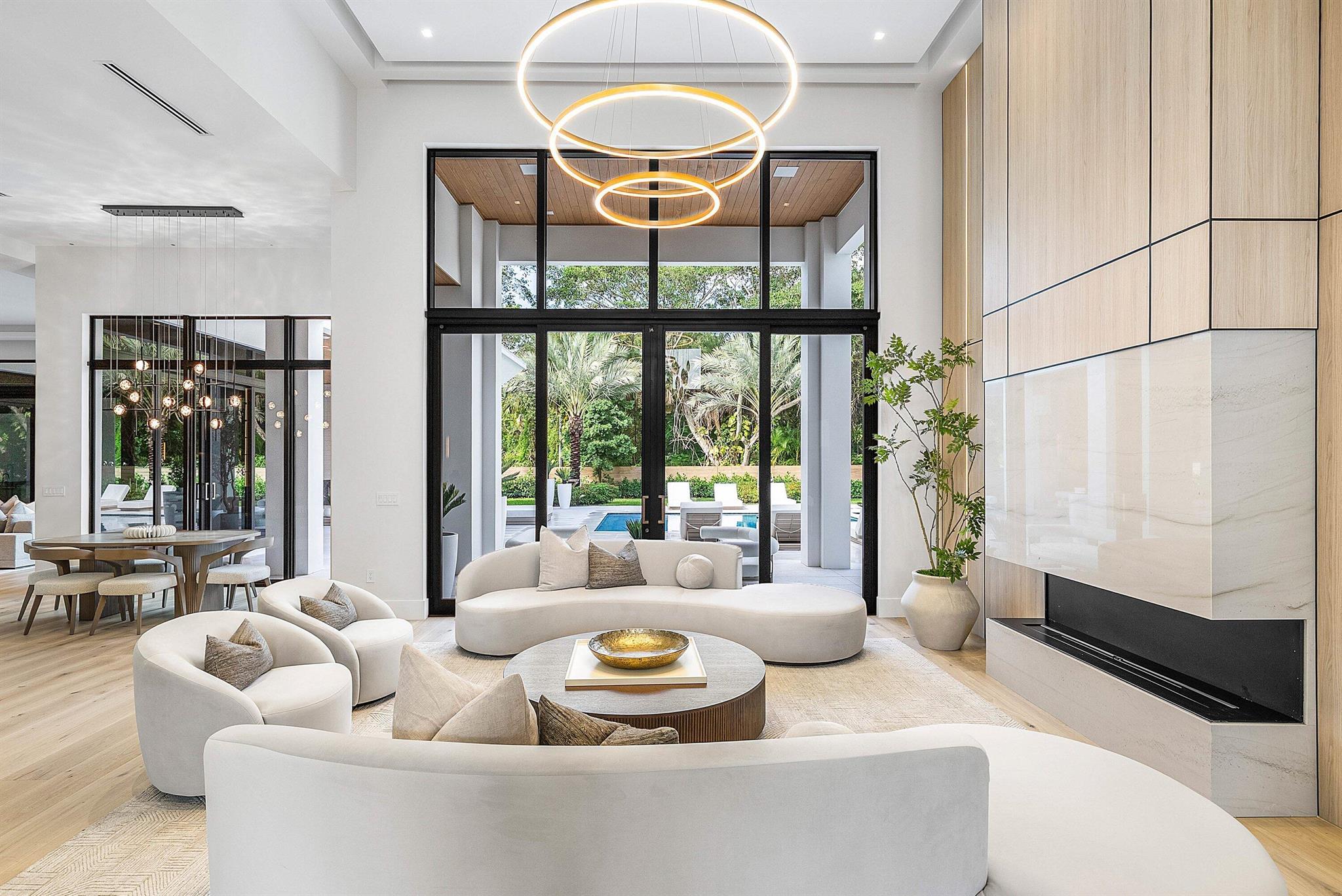 FOXE CHASE - Residential