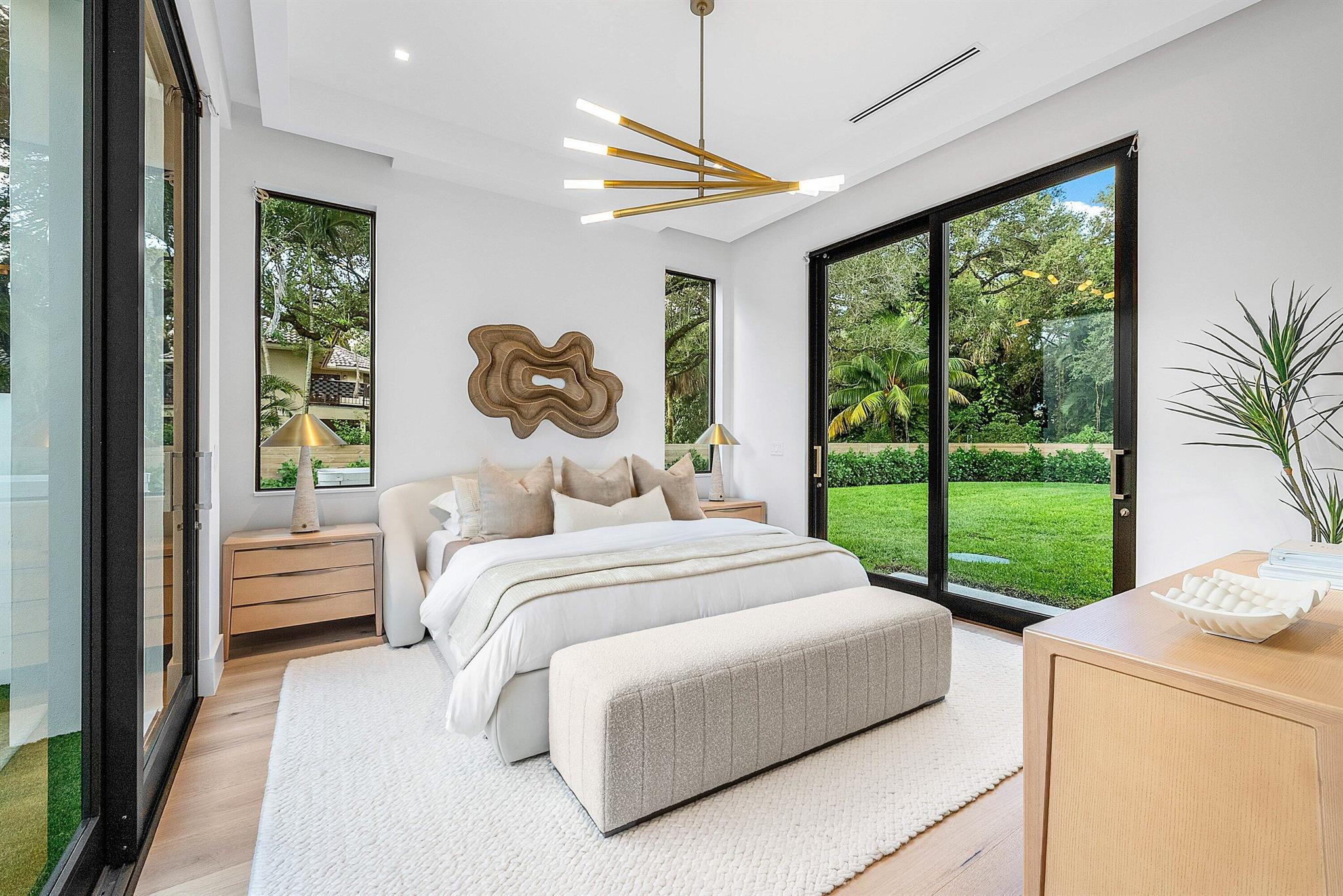 FOXE CHASE - Residential