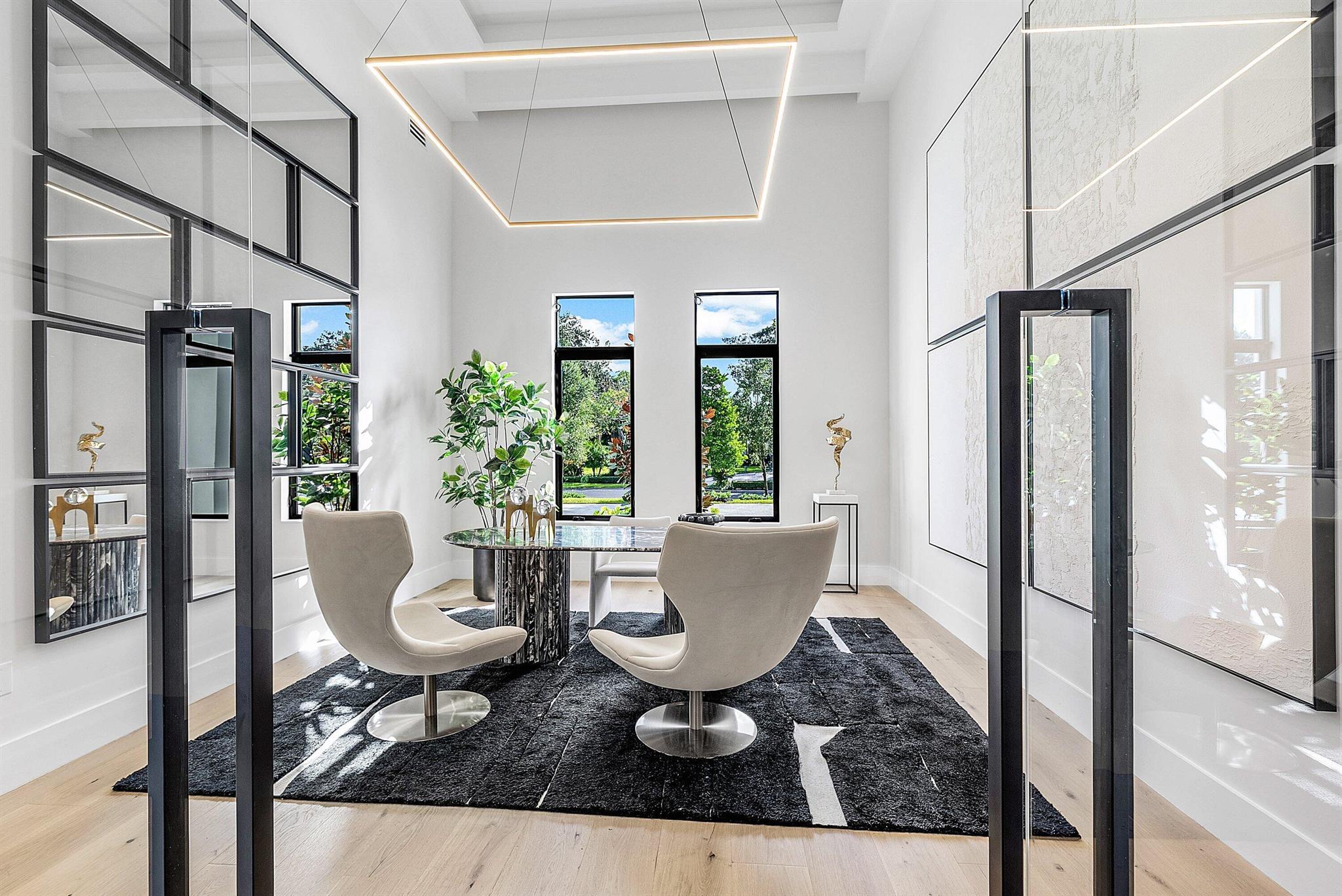 FOXE CHASE - Residential