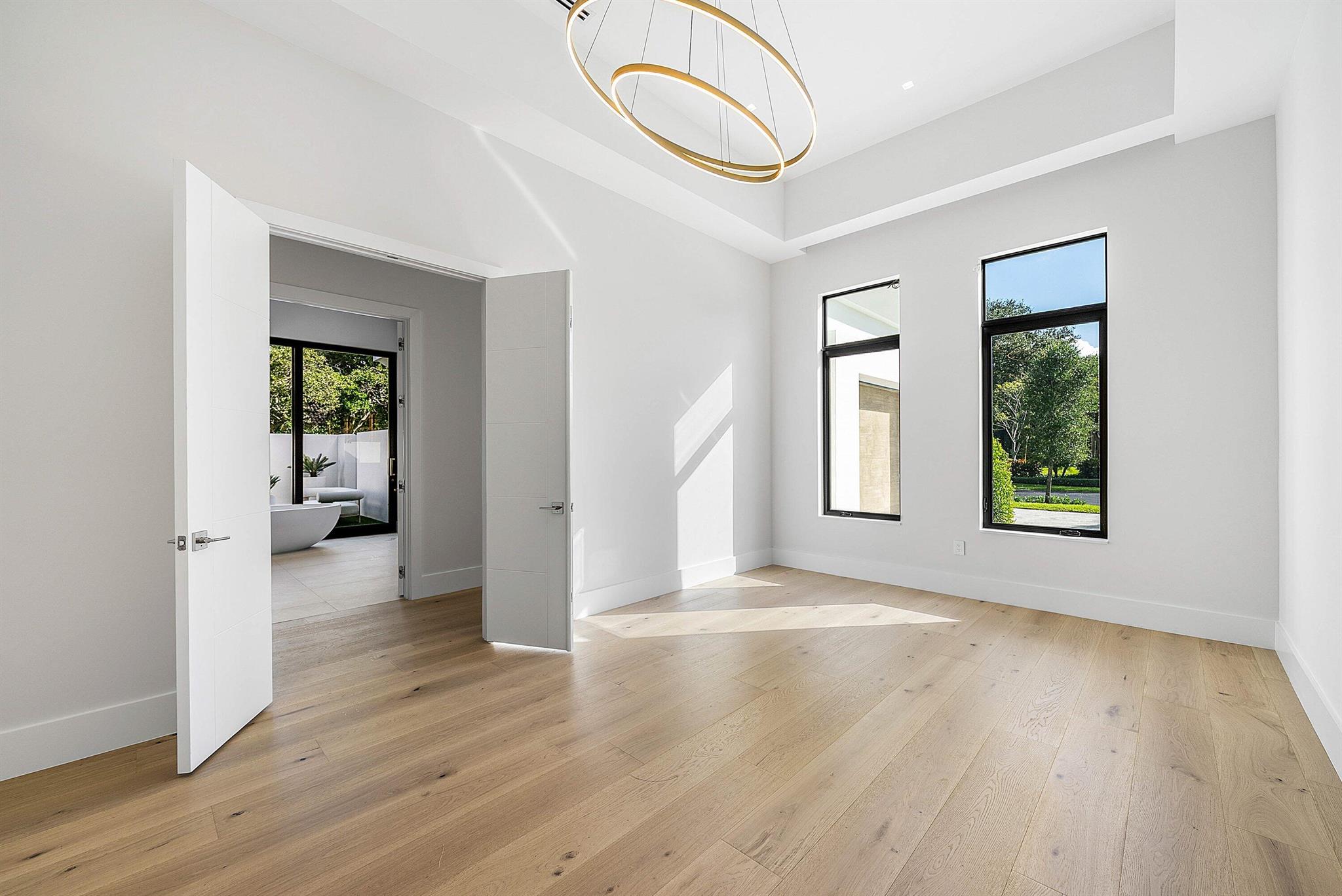 FOXE CHASE - Residential