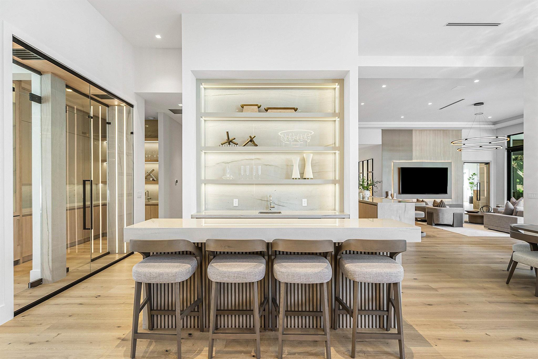 FOXE CHASE - Residential