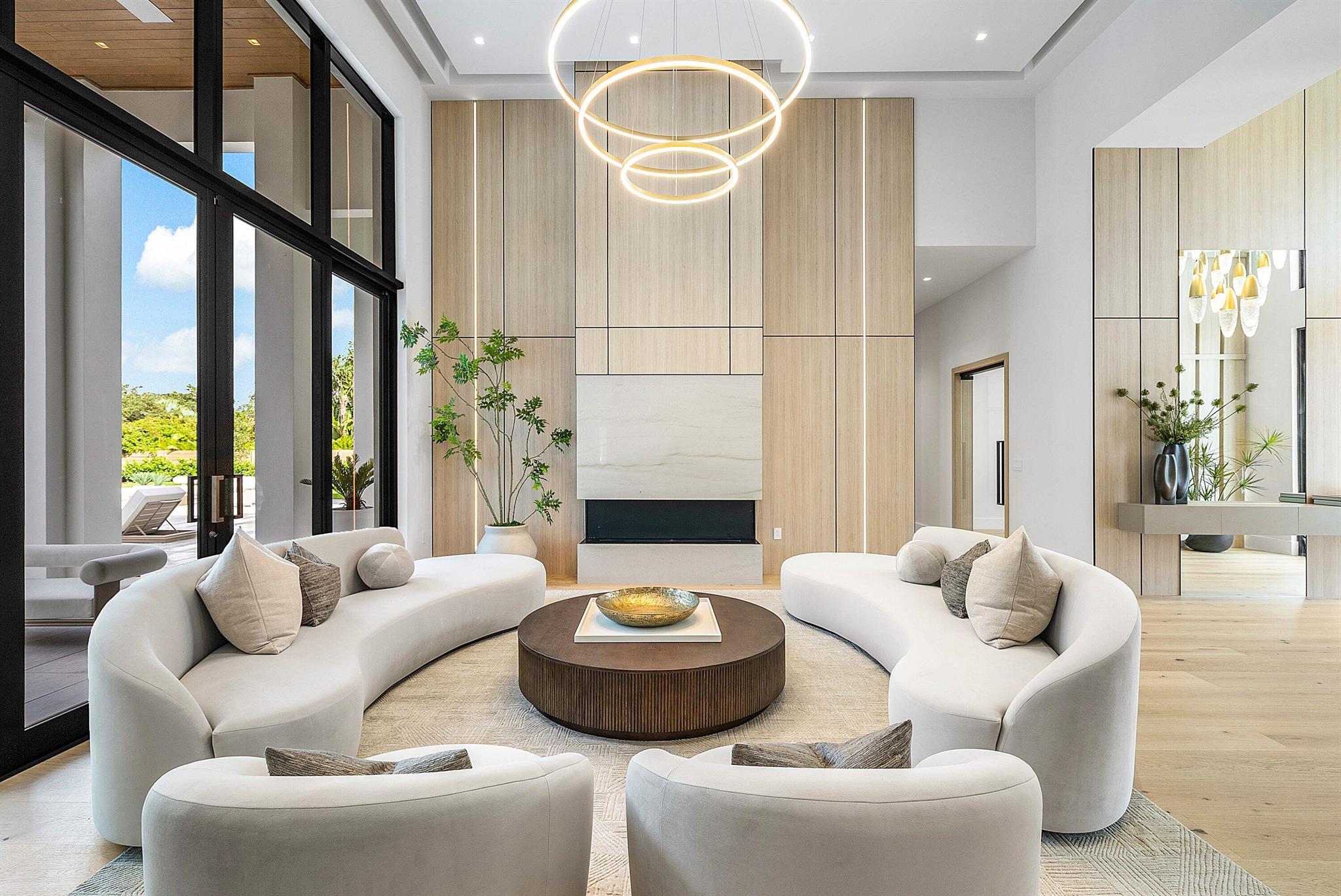 FOXE CHASE - Residential