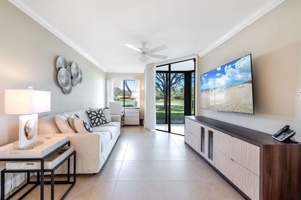 GLENEAGLES CONDO V - Residential