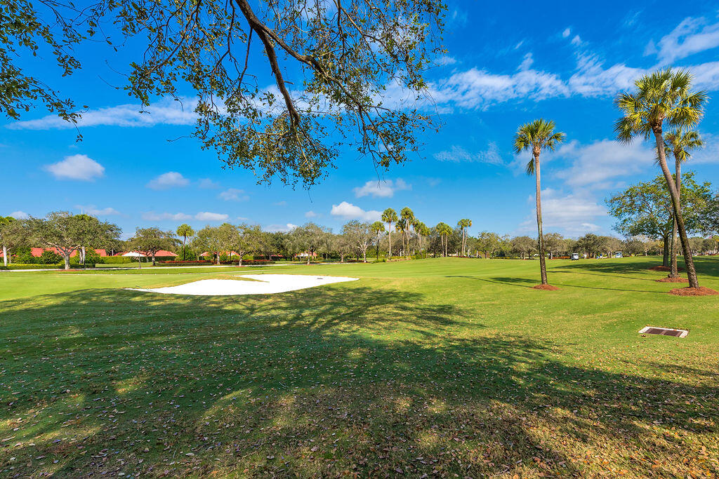 GLENEAGLES CONDO V - Residential