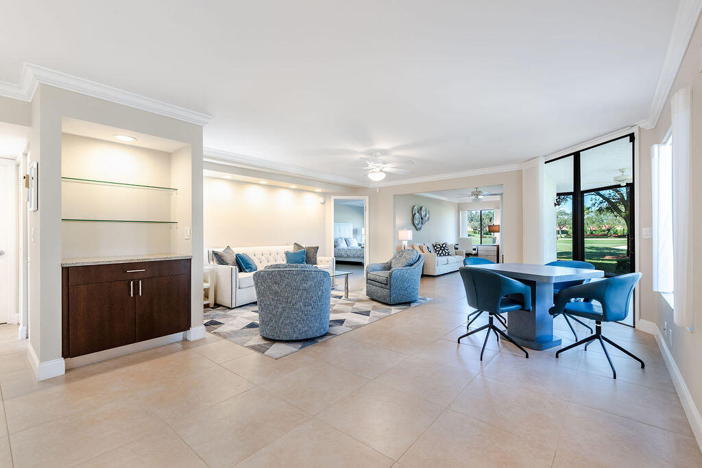 GLENEAGLES CONDO V - Residential