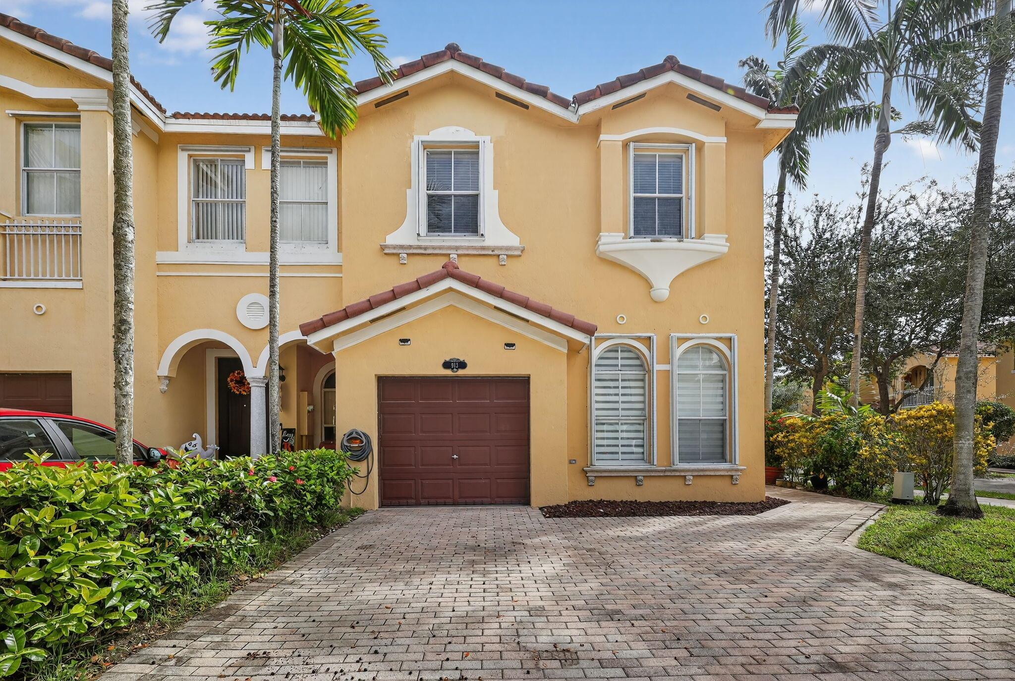913 SW 151 Place