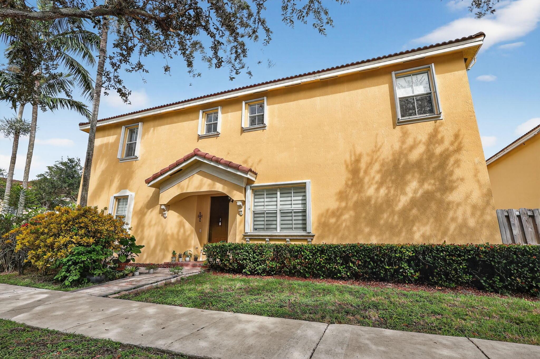 913 SW 151 Place