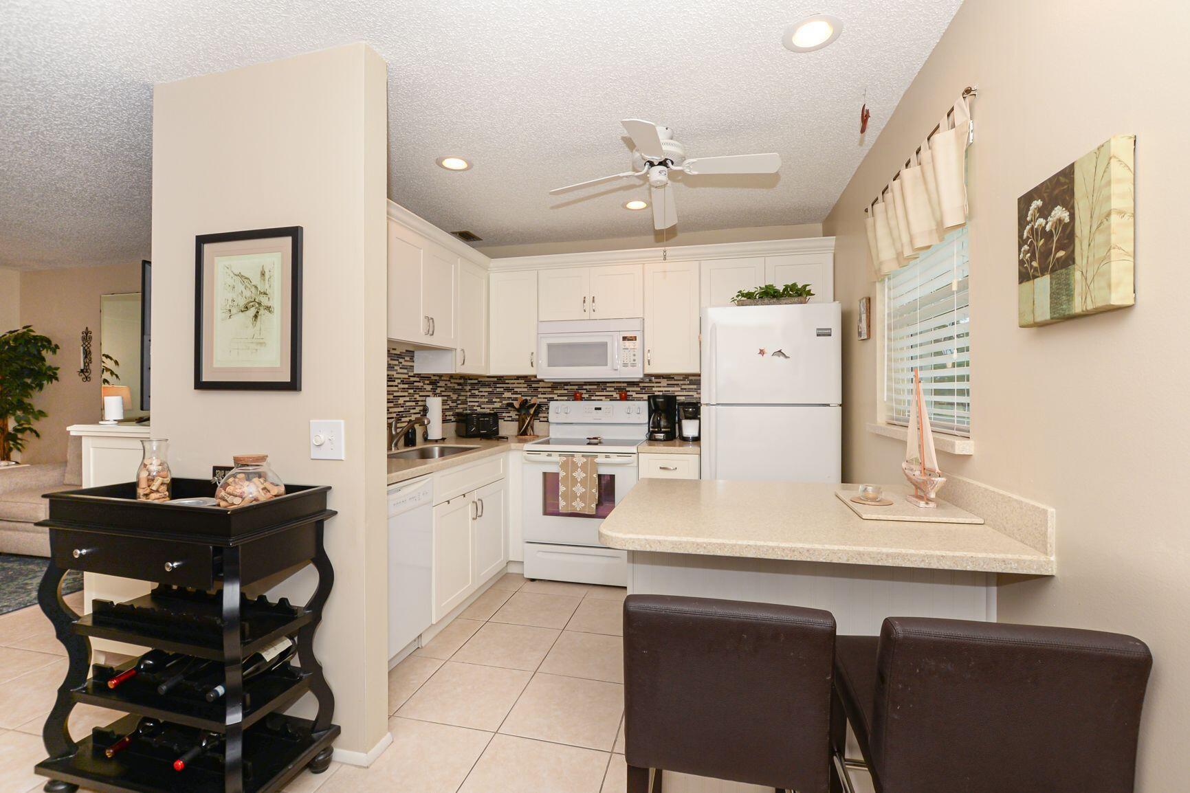 1225 NW 21 Street 1114