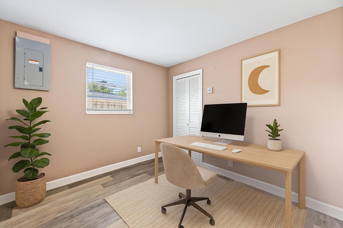 NORTHWOOD ADD IN PB 8 PGS 47 & 62, PB 9 PGS 30 & 4 - Residential