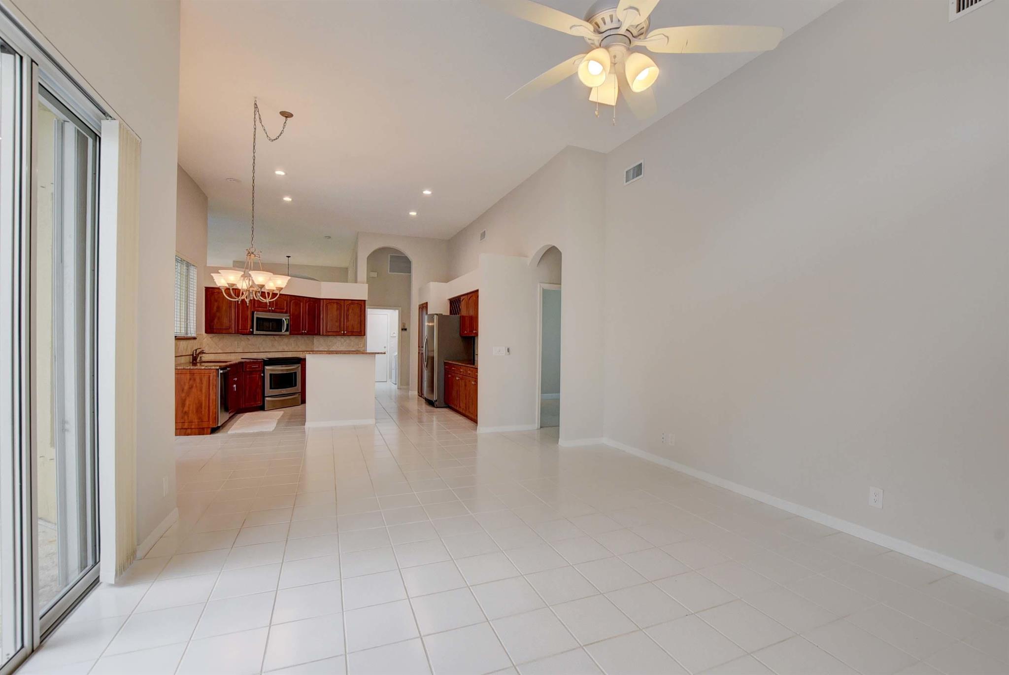 LEXINGTON HOMES ESTATES - Residential Lease