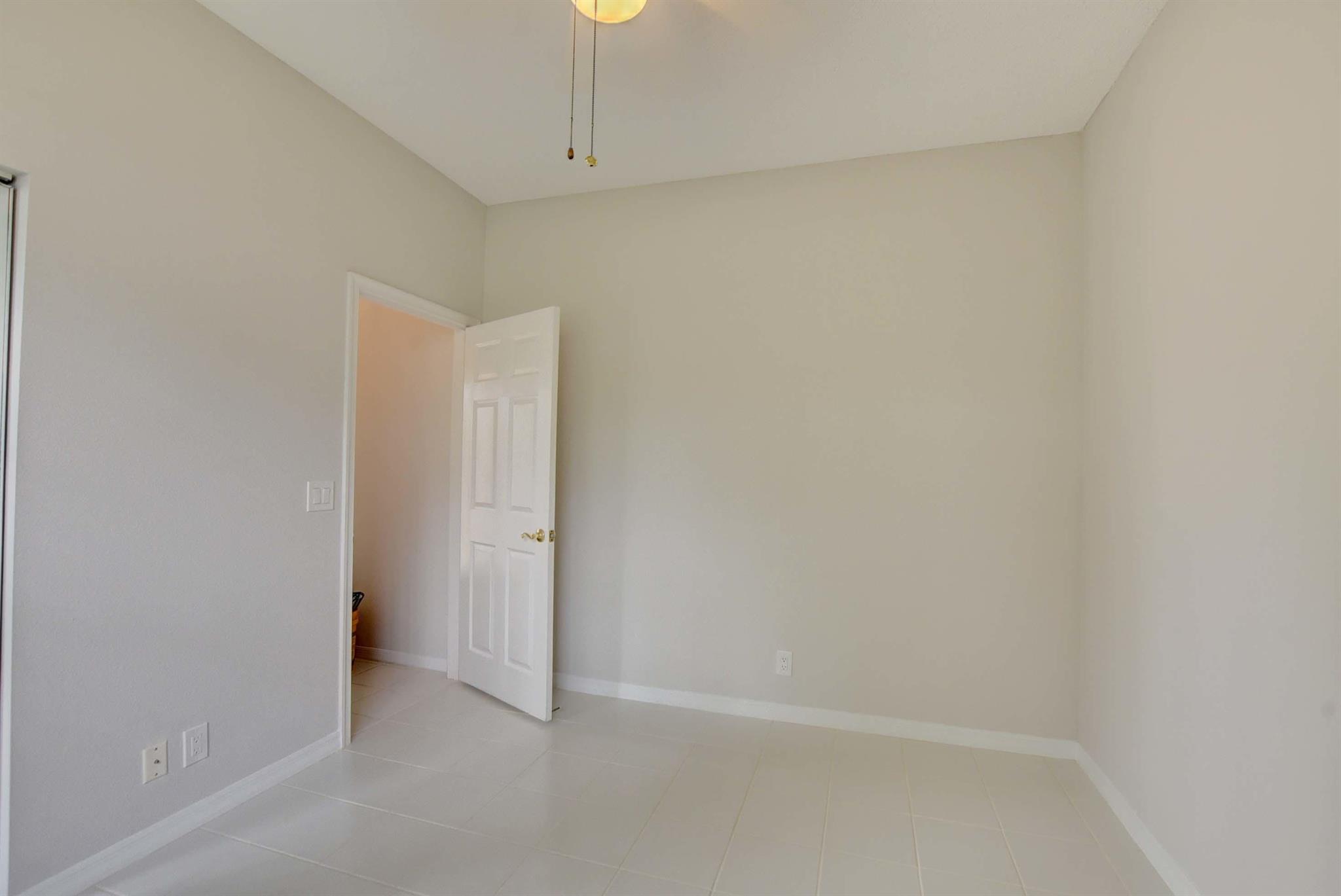 LEXINGTON HOMES ESTATES - Residential Lease