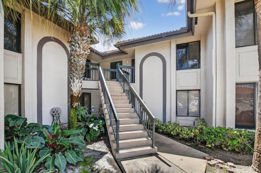 Photo of 400 Club Circle #206, Boca Raton, FL 33487 (MLS # R11126911)