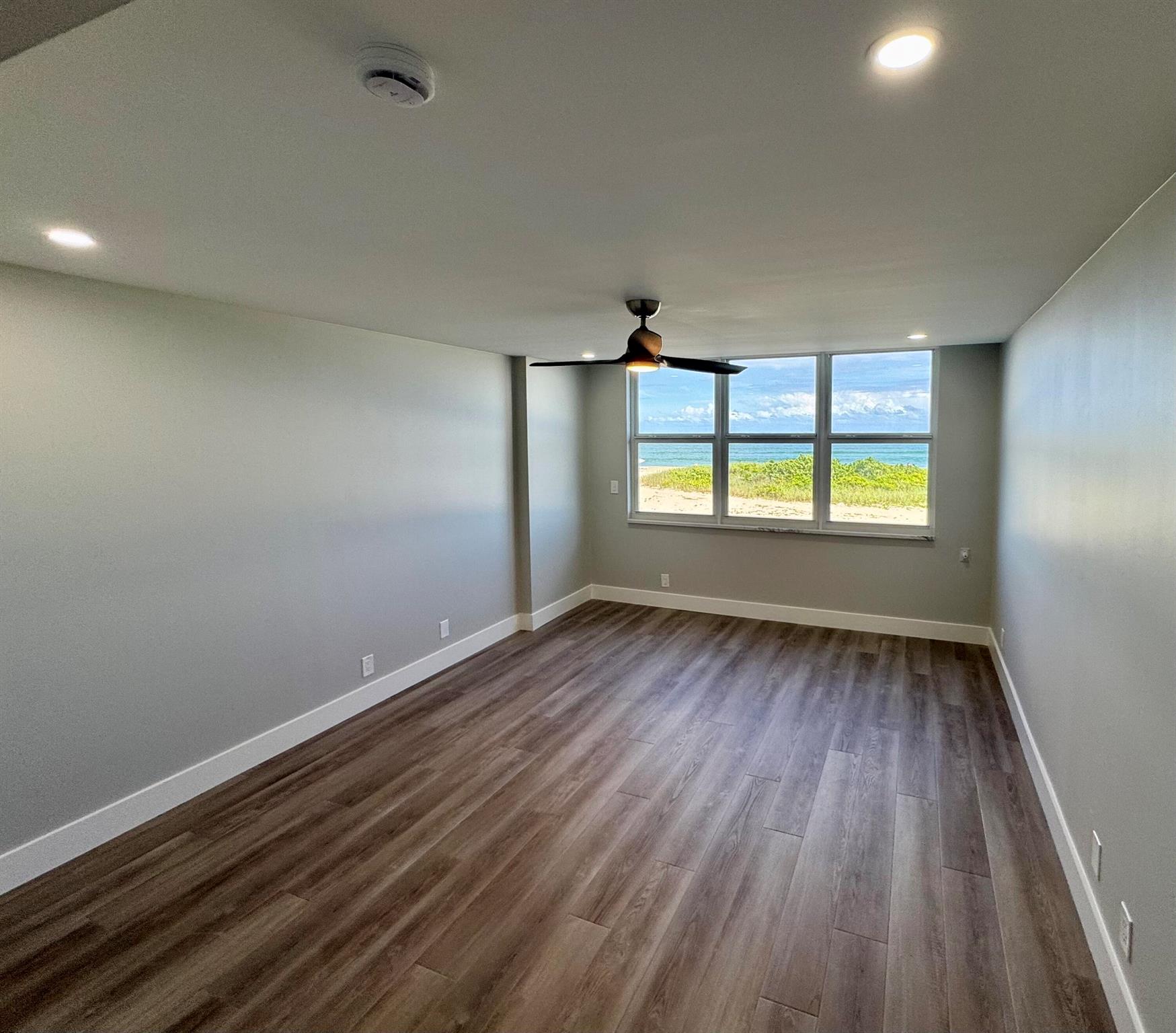 View photos, virtual tours, details... 1012 N Ocean Boulevard 202
