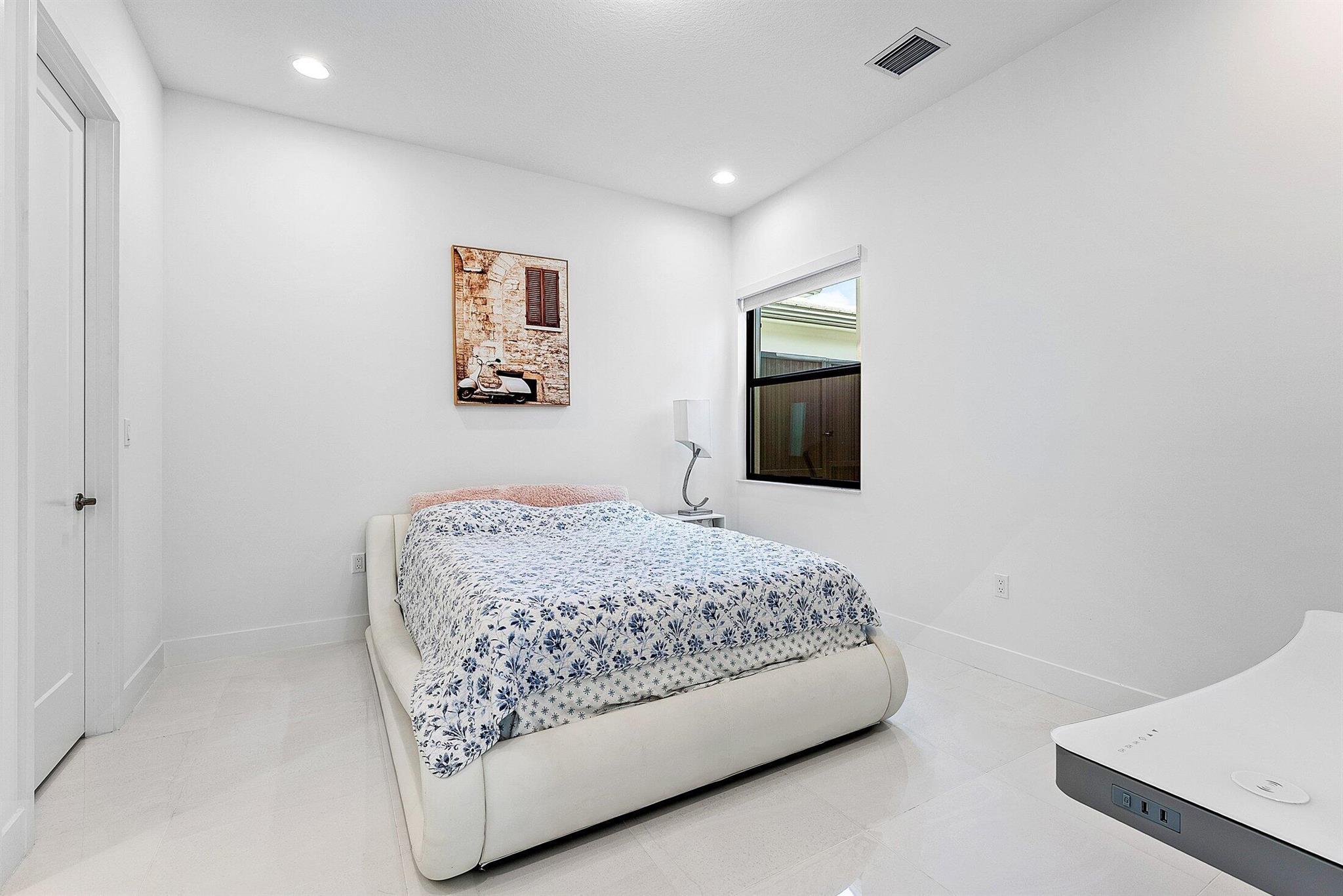 BOCA RATON GOLF COURSE PU - Residential Lease