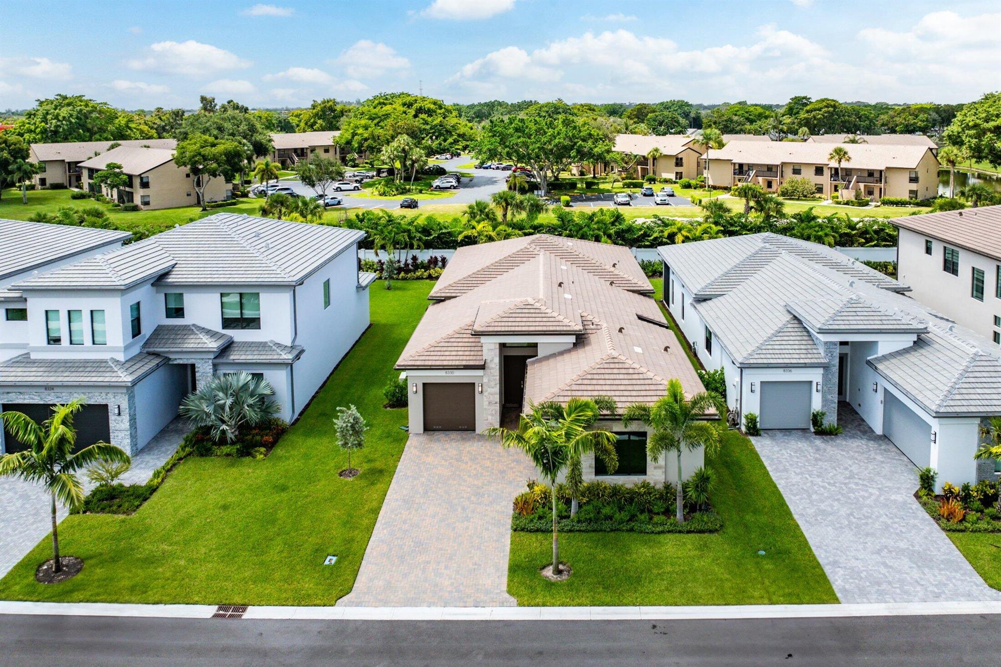 BOCA RATON GOLF COURSE PU - Residential Lease