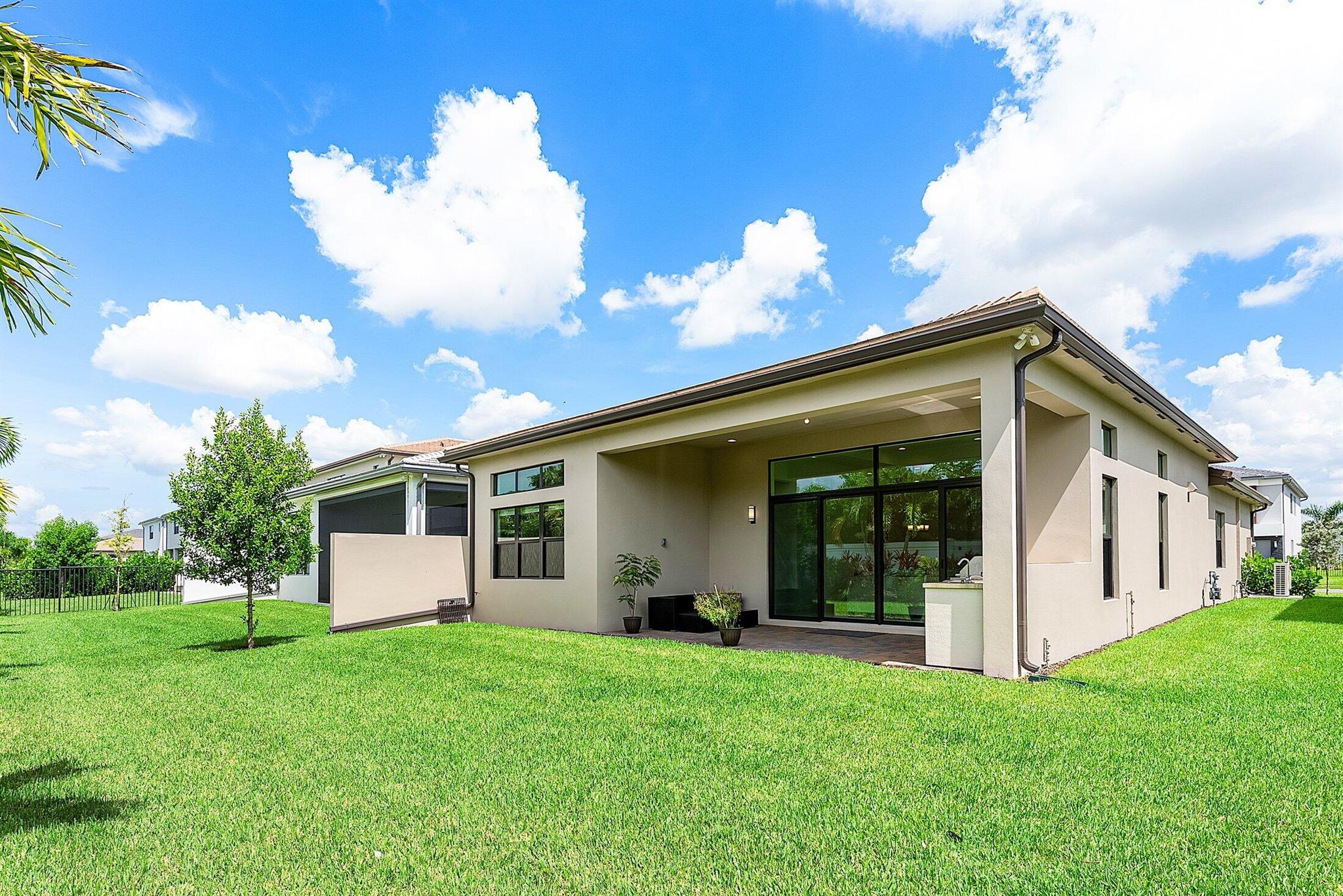 BOCA RATON GOLF COURSE PU - Residential Lease