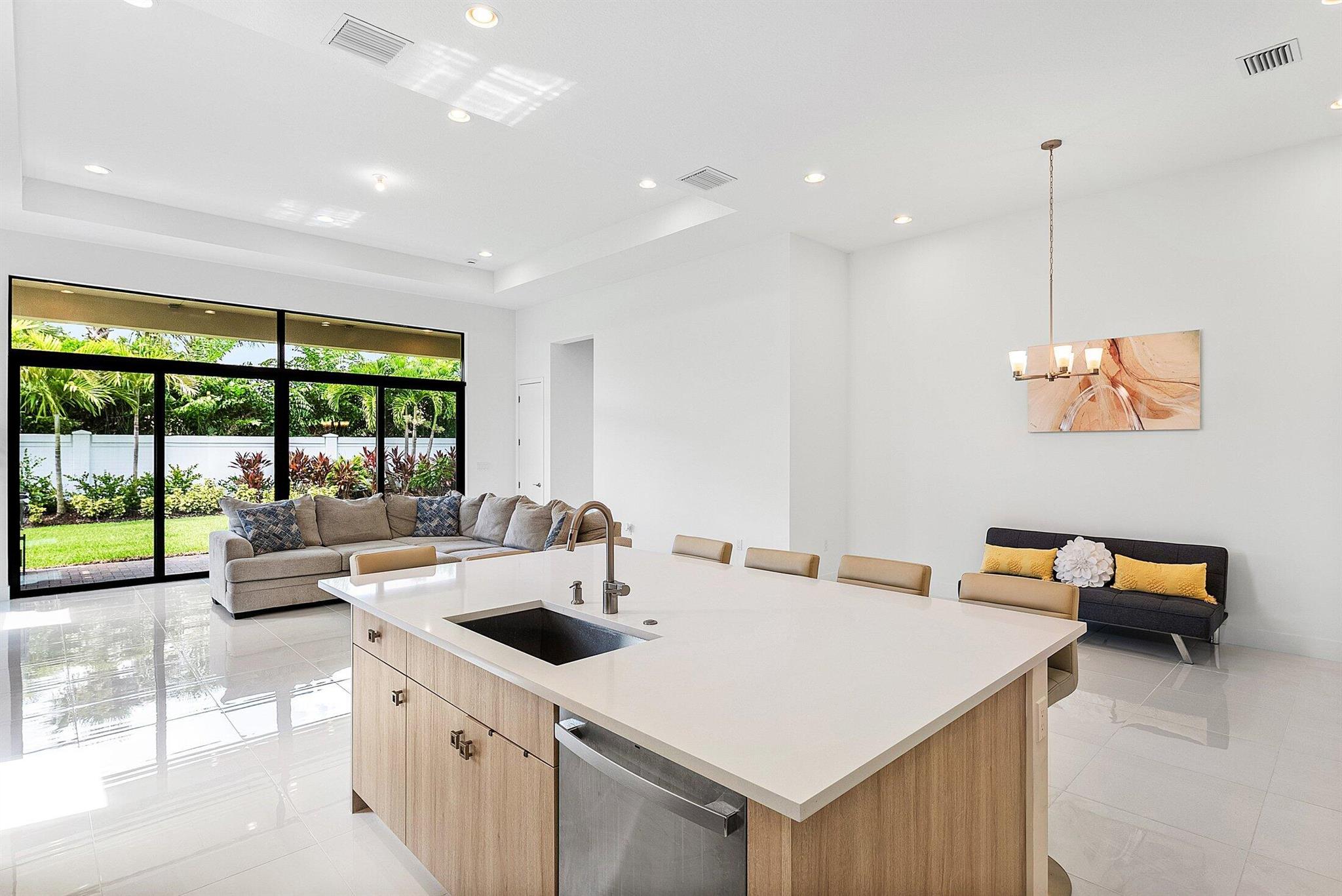 BOCA RATON GOLF COURSE PU - Residential Lease