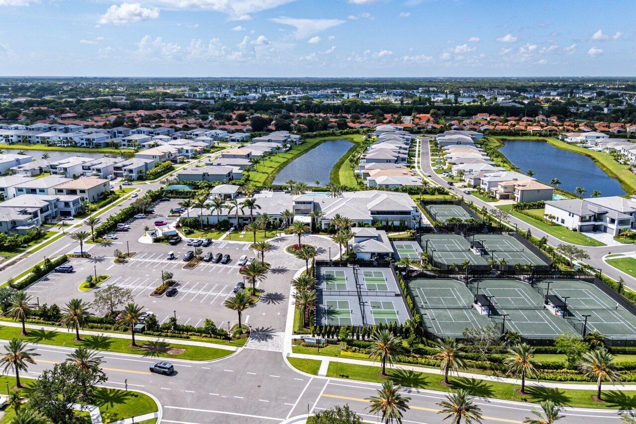 BOCA RATON GOLF COURSE PU - Residential Lease
