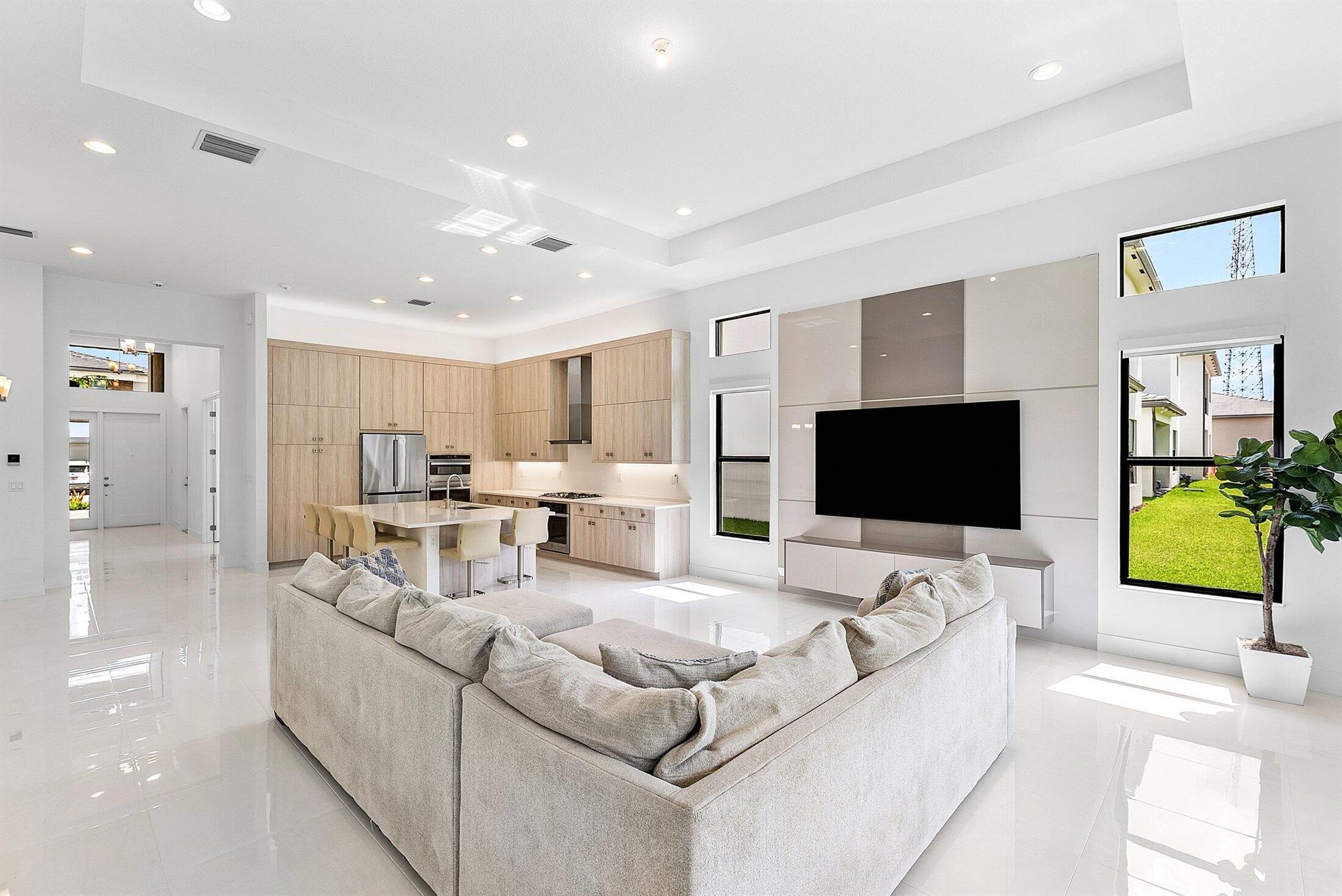 BOCA RATON GOLF COURSE PU - Residential Lease