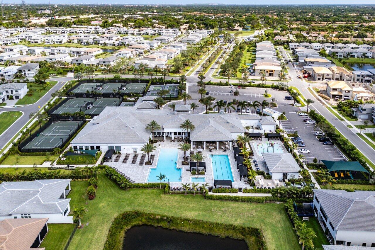 BOCA RATON GOLF COURSE PU - Residential Lease