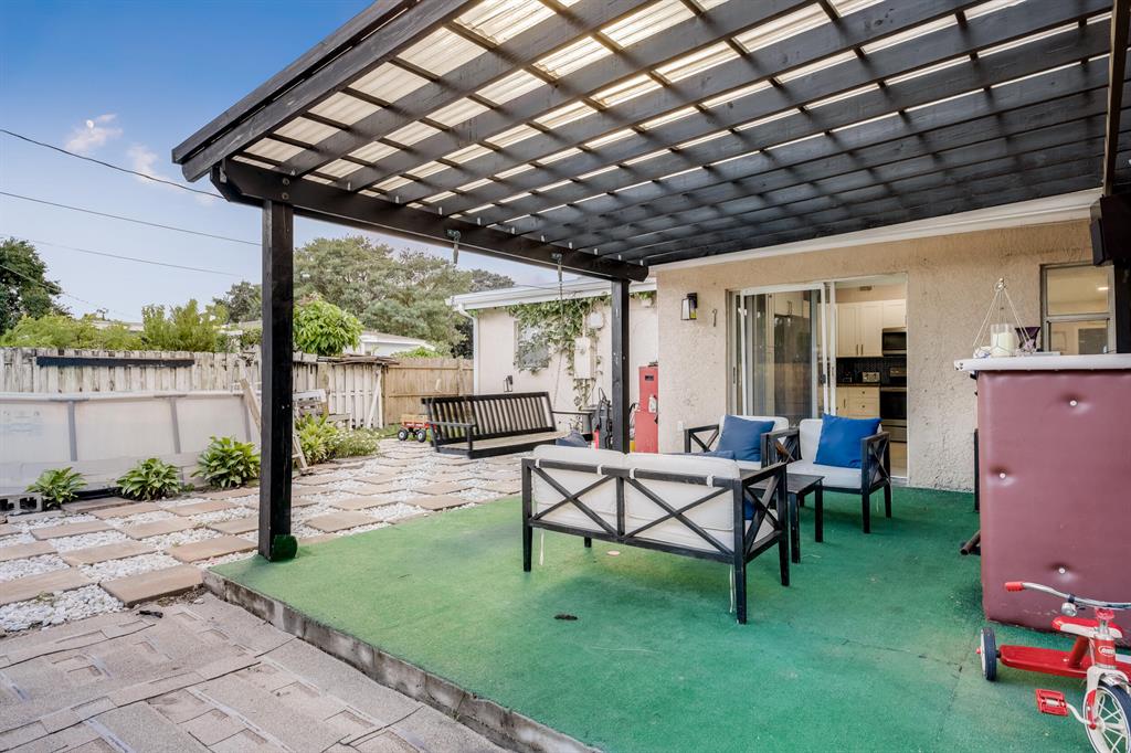 Lantana Heights - Residential