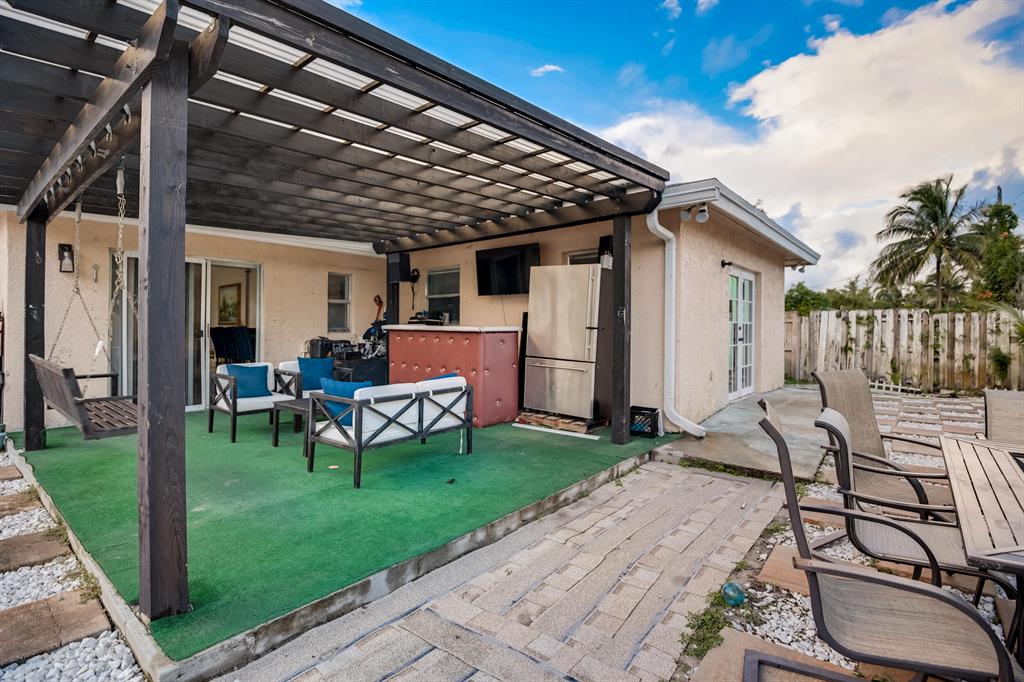 Lantana Heights - Residential