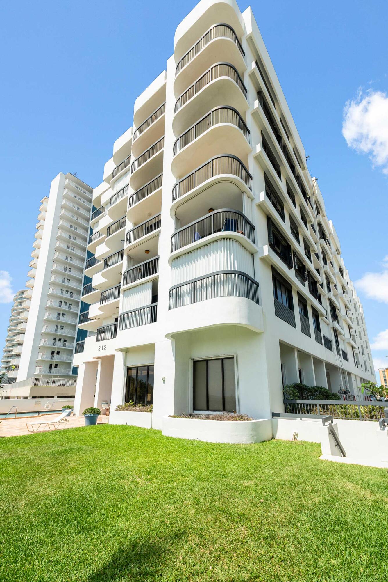 SEAPOINTE OF POMPANO BEACH CONDO - Residential