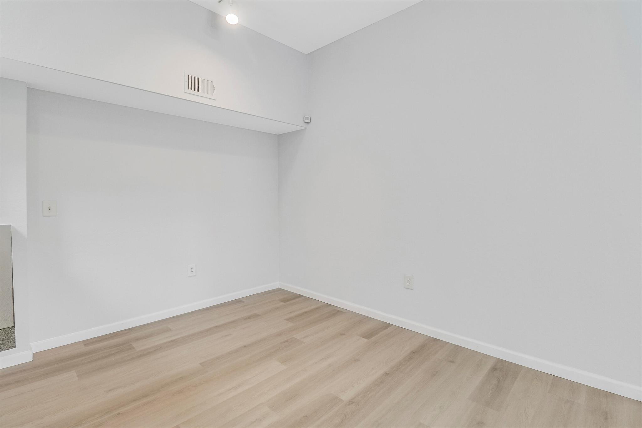 THE CLUB AT ST LUCIE WEST - Residential Lease