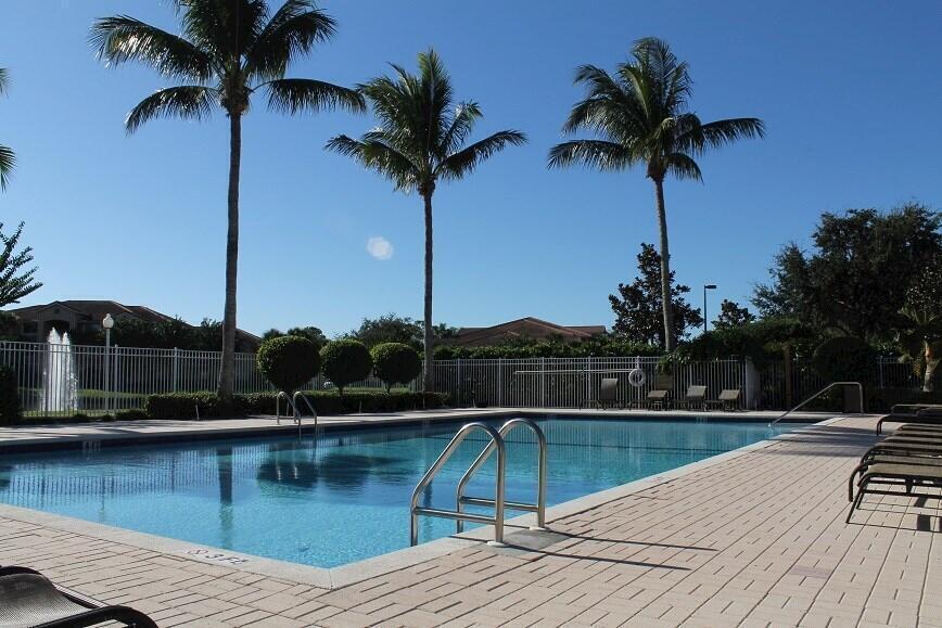 THE CLUB AT ST LUCIE WEST, A CONDOMINIUM - Residential Lease