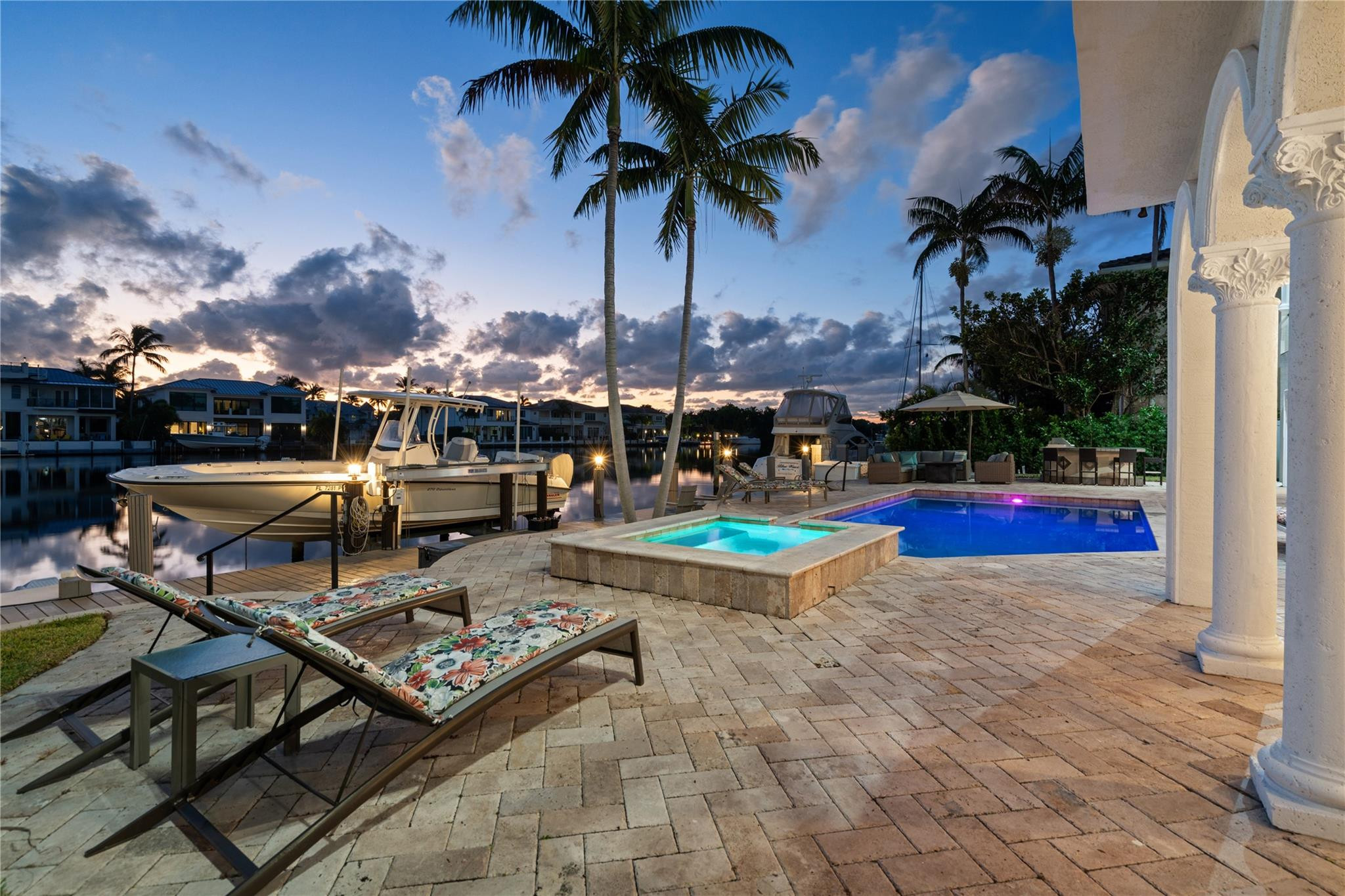 Lake Placid 35-23 B - Residential