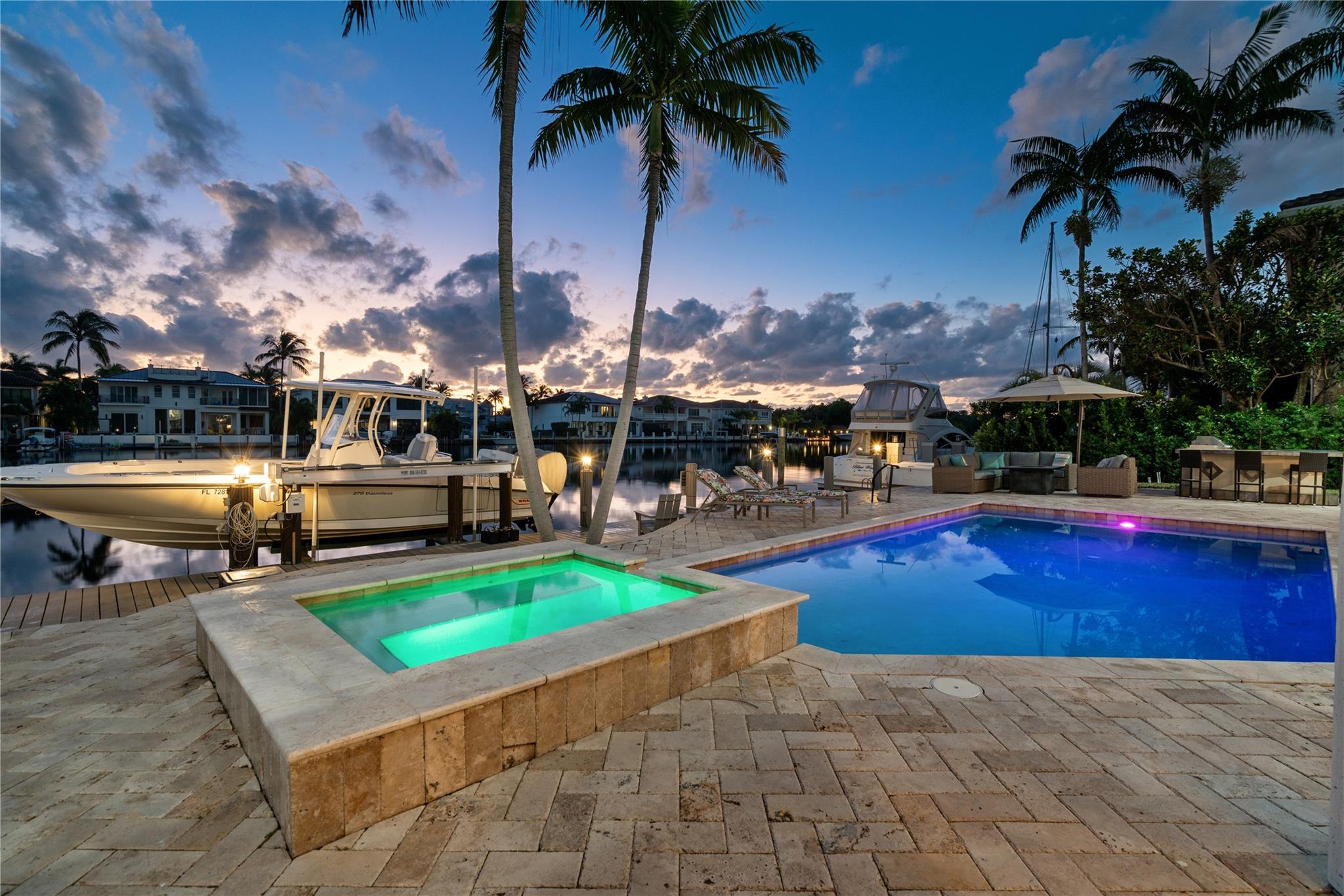 Lake Placid 35-23 B - Residential