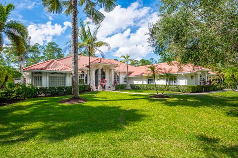 A home in Loxahatchee