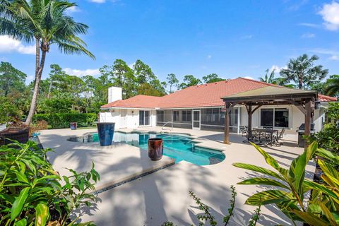 A home in Loxahatchee