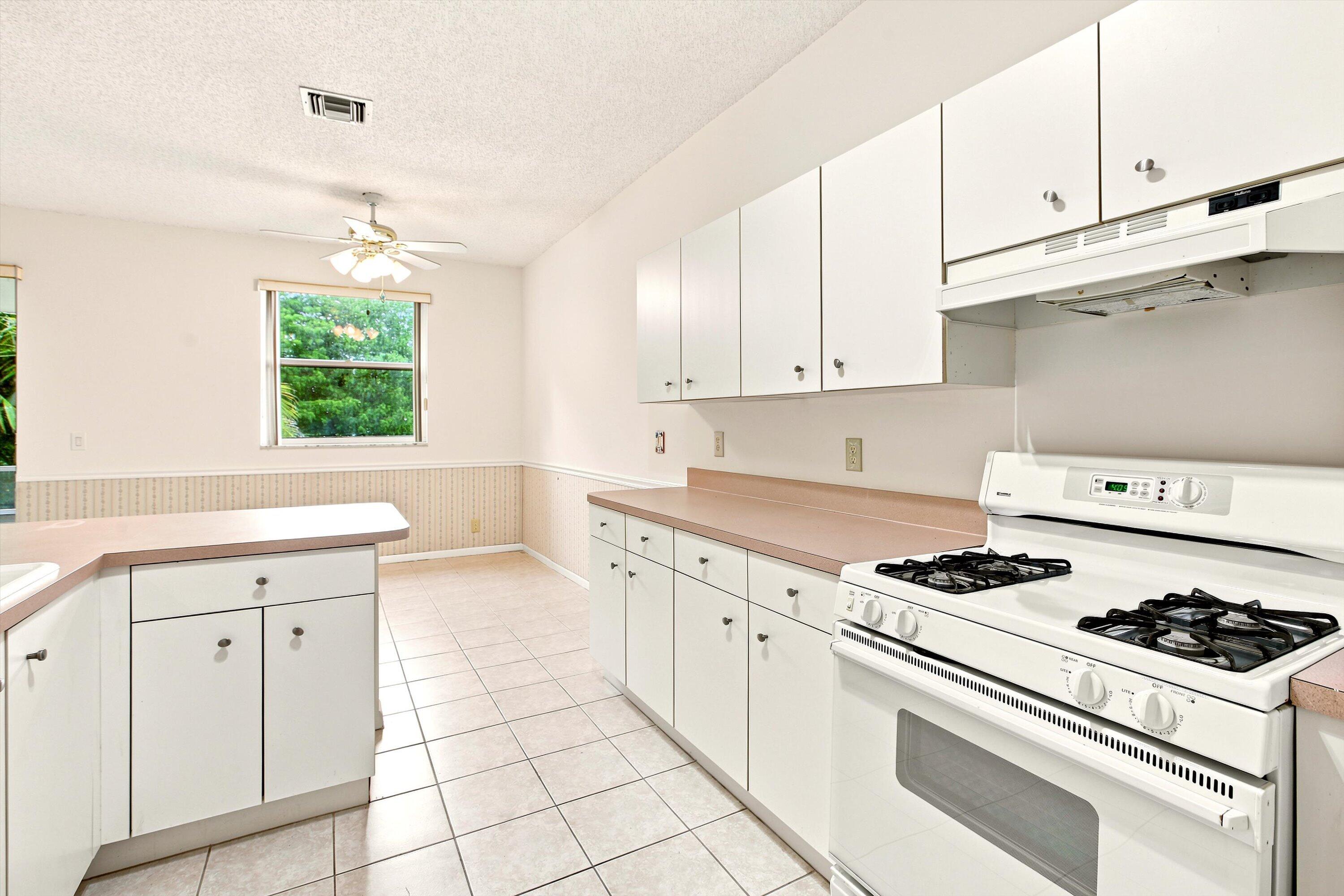Properties 1490 Fairway Circle