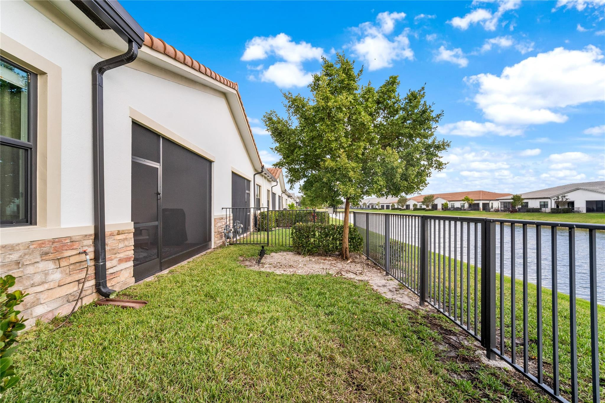 The Falls - Residential