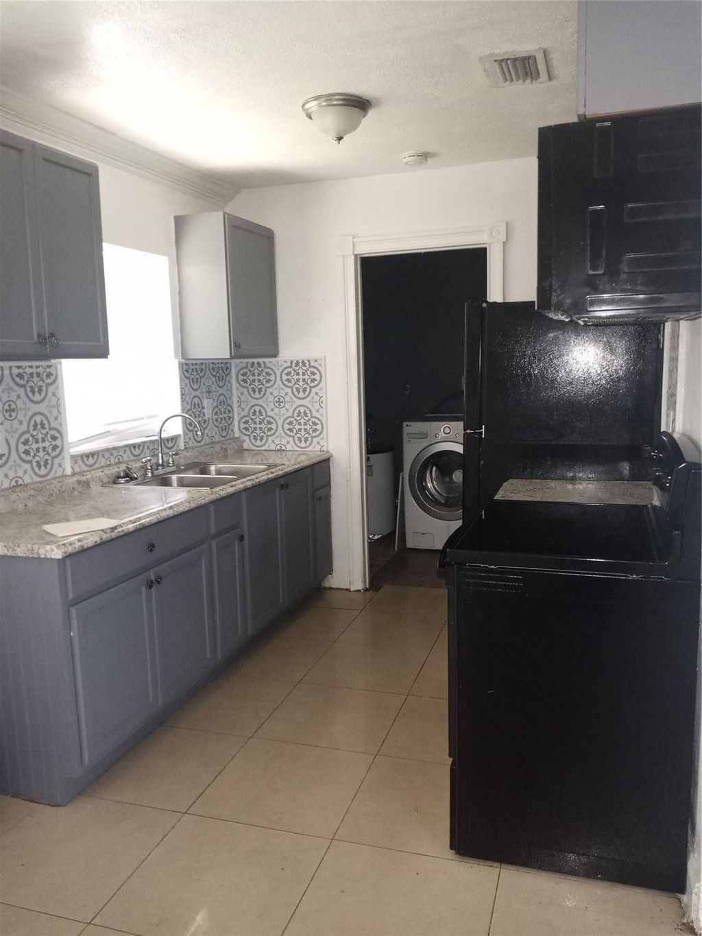 Photo of 2900 NW 8th Street, Pompano Beach, FL 33069 (MLS # B26023166)