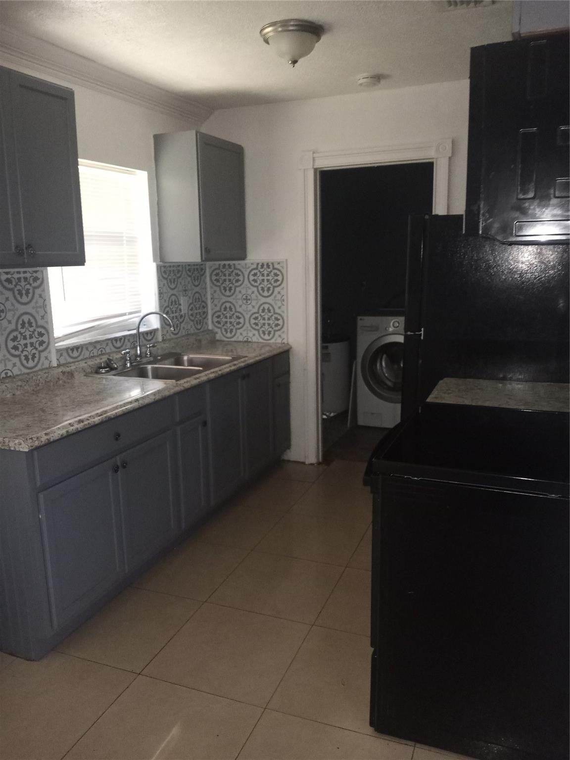 2900 NW 8th Street