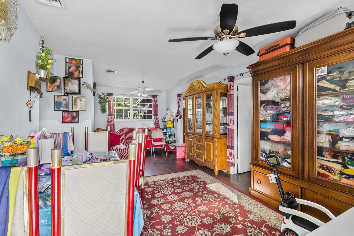 4291 NW 10th Terrace