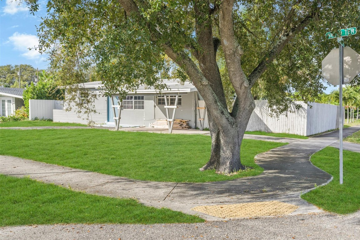 4291 NW 10th Terrace