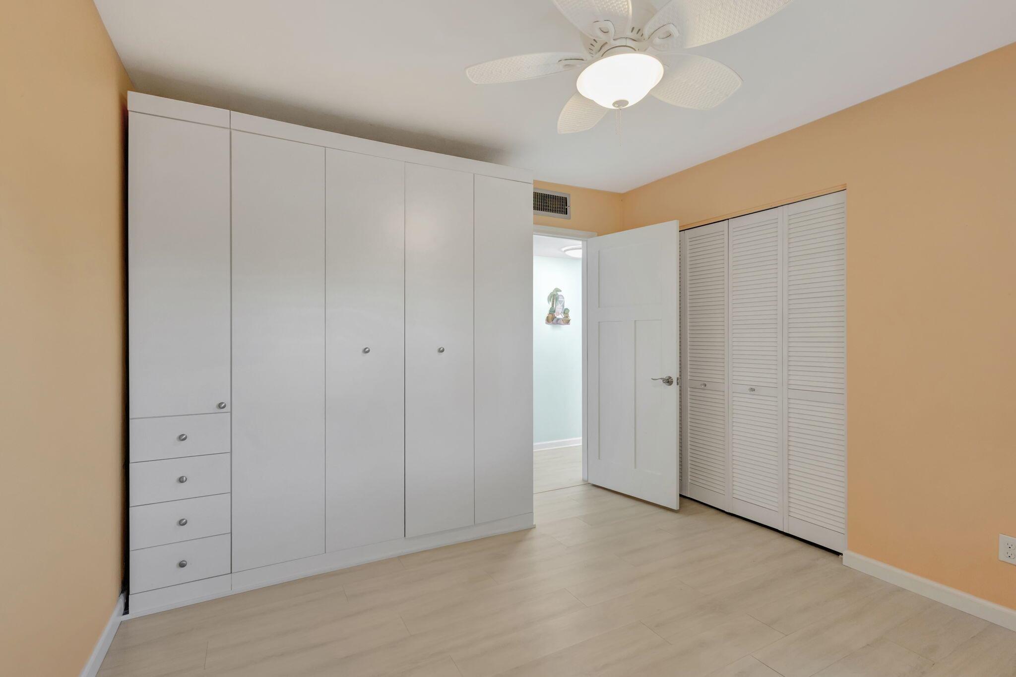 THE SANDS SECTION 1 CONDO - Residential