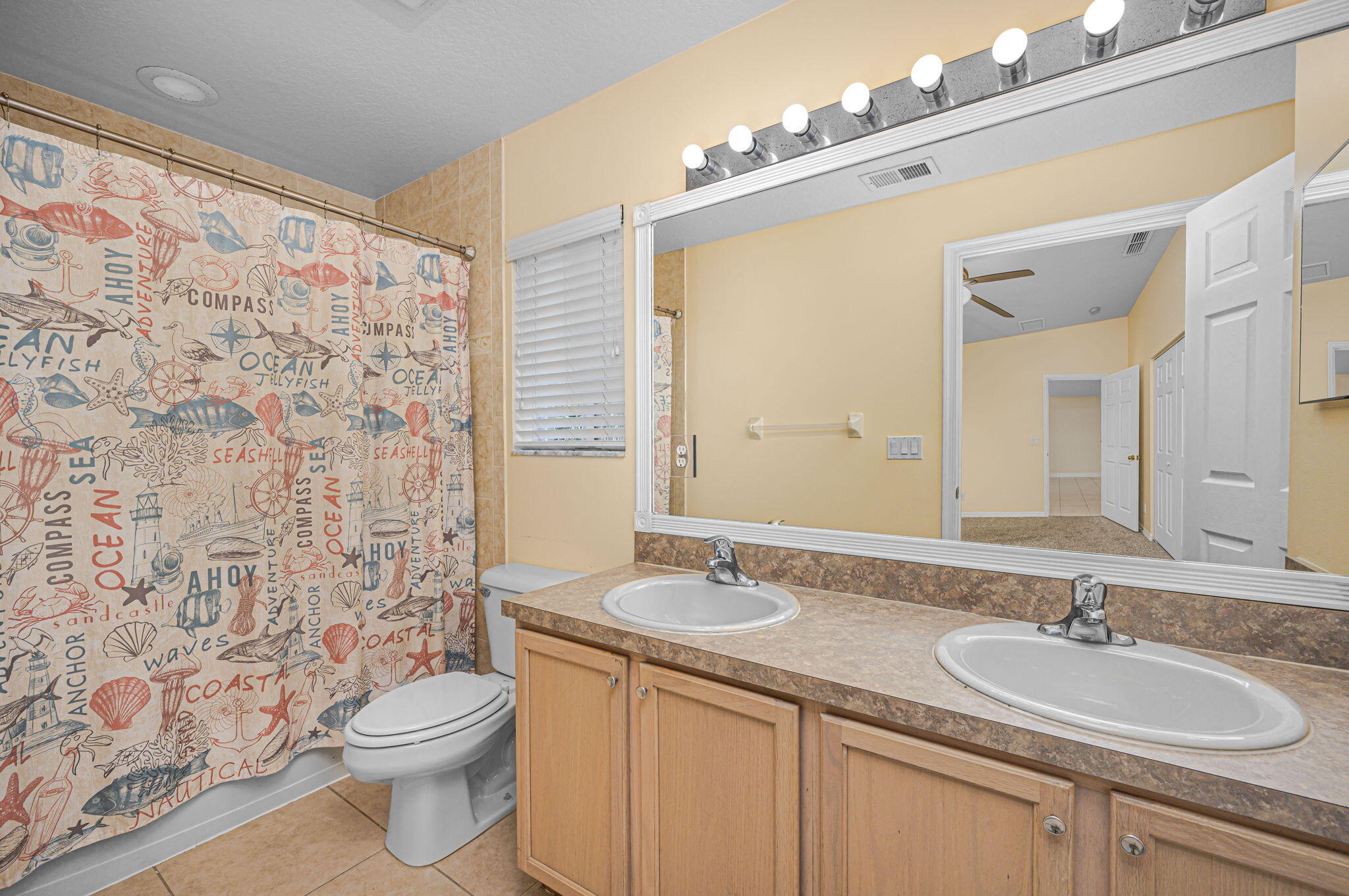 FOURTH  REPLAT OF PORTOFINO ISLES - Residential Lease